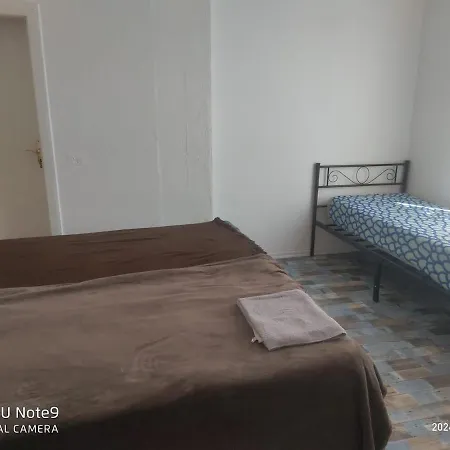 Mit Garten Zentrumnah شقة